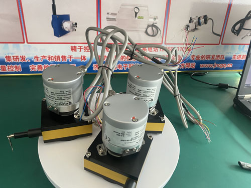 ����(xi��n)λ�Ƃ�����ͨ��늕r(sh��)��(hu��)�a(ch��n)��˲�g�ķ���߉�